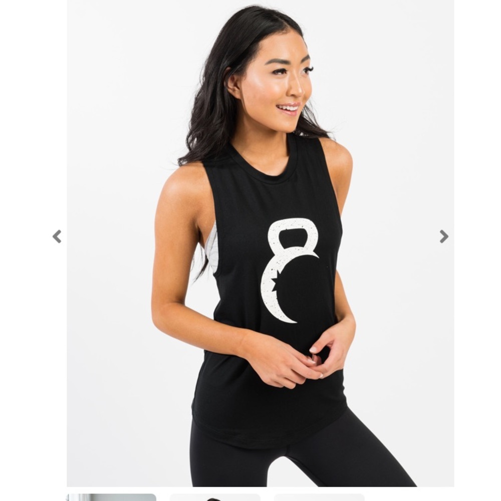 Zyia black kettle moon tank EUC